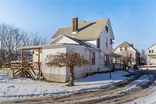 374 Harrison St, Sharon, PA 16146 - Photo 3