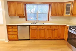 108 Whitney Dr, Cranberry Township, PA 16066 - Photo 7