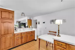 101 N 6th St, Youngwood, PA 15697 - Photo 7