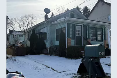 2703 20th Street Ext, Beaver Falls, PA 15010 - Photo 3