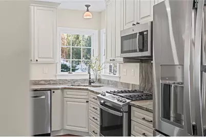 112 Field Club Dr W, Robinson Twp, PA 15136 - Photo 7