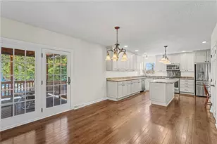 112 Field Club Dr W, Robinson Twp, PA 15136 - Photo 5