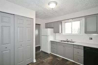 9 Lelia St, Pittsburgh, PA 15211 - Photo 9