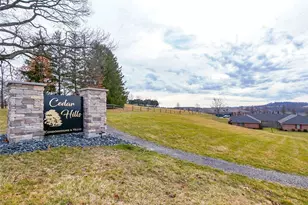 6237 Overlook Ln, Rostraver, PA 15012 - Photo 5