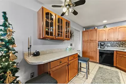 6237 Overlook Lane, Rostraver, PA 15012 - Photo 11