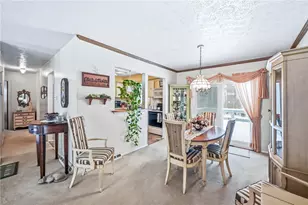 1416 Skyline Dr, Hermitage, PA 16148 - Photo 5