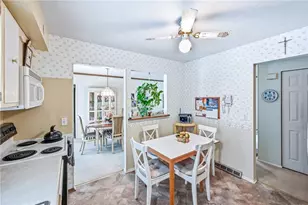 1416 Skyline Dr, Hermitage, PA 16148 - Photo 9