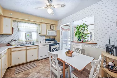 1416 Skyline Dr, Hermitage, PA 16148 - Photo 11