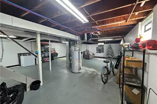 302 Wylie Ave, Houston, PA 15342 - Photo 25