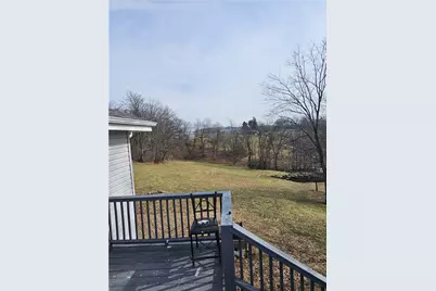 302 Wylie Ave, Houston, PA 15342 - Photo 5