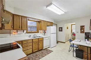 742 N Liberty Rd, Pine Township, PA 16127 - Photo 9