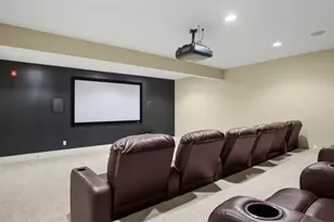 328 Cambridge Dr, Adams Township, PA 16046 - Photo 35