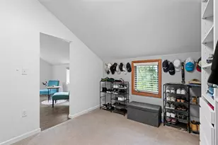 360 Hickory Grade Rd, Bridgeville, PA 15017 - Photo 13