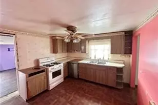 122 E Harvey St, Masontown, PA 15461 - Photo 7