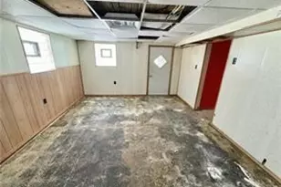 122 E Harvey St, Masontown, PA 15461 - Photo 17