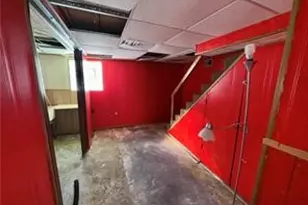 122 E Harvey St, Masontown, PA 15461 - Photo 9