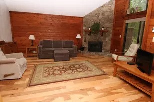 2713 Powder Ridge Rd, Hidden Valley, PA 15502 - Photo 9