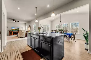 1017 Blackhawk Dr, Valencia, PA 16059 - Photo 9