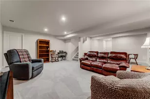 1017 Blackhawk Dr, Valencia, PA 16059 - Photo 37