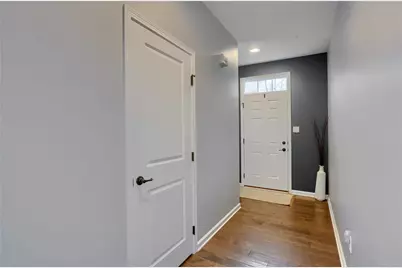 217 Noble Woods Dr, Coraopolis, PA 15108 - Photo 15