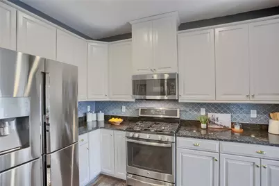 217 Noble Woods Dr, Coraopolis, PA 15108 - Photo 11