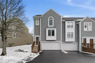 2643 Hunters Point Drive, Pittsburgh, PA 15090 - Photo 1