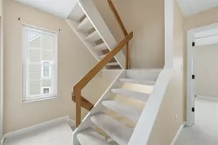 2643 Hunters Point Dr, Wexford, PA 15090 - Photo 5