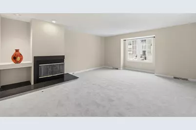 2643 Hunters Point Drive, Pittsburgh, PA 15090 - Photo 3