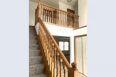 32 Intermediate Unit Drive, California, PA 15423 - Photo 5