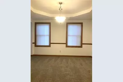 32 Intermediate Unit Drive, California, PA 15423 - Photo 9