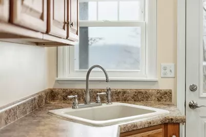 615 Roosevelt Ave, Pittsburgh, PA 15202 - Photo 17