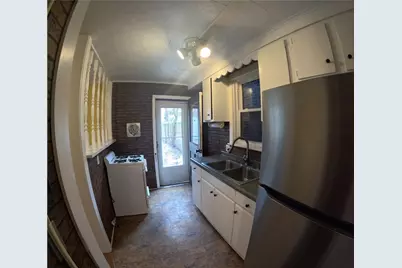 7712 1/2 Francis St, Pittsburgh, PA 15218 - Photo 5