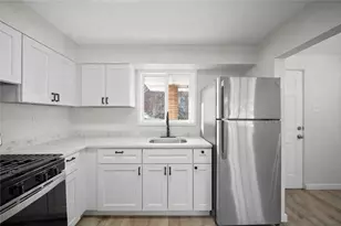 2025 Ohio Ave, West Mifflin, PA 15122 - Photo 11