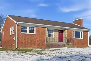 2120 Pococen Dr, Coraopolis, PA 15108 - Photo 1