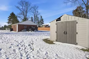 2120 Pococen Dr, Coraopolis, PA 15108 - Photo 19