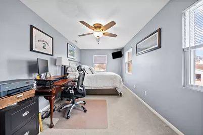 999 Forsythe Rd, Carnegie, PA 15106 - Photo 29