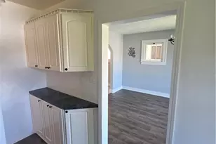 821 7th Ave, Coraopolis, PA 15108 - Photo 5