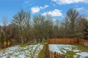 1446 Iroquois Dr, Robinson Twp, PA 15205 - Photo 13