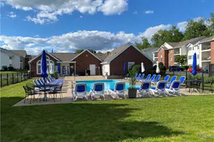 250 Hidden Ridge Ct, South Park, PA 15129 - Photo 25