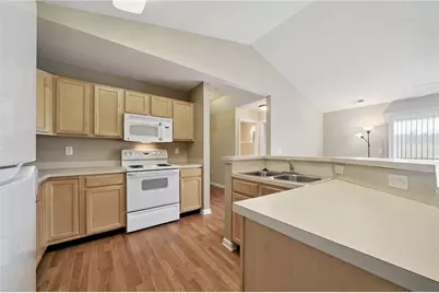 250 Hidden Ridge Court #301, South Park, PA 15129 - Photo 5