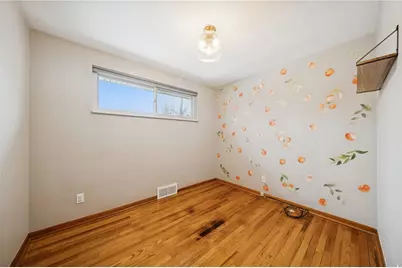 400 Vale Dr, Pittsburgh, PA 15239 - Photo 11