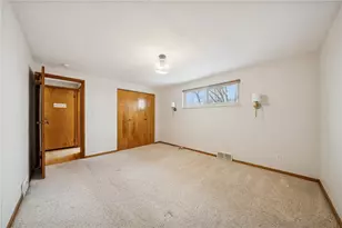 400 Vale Dr, Pittsburgh, PA 15239 - Photo 17