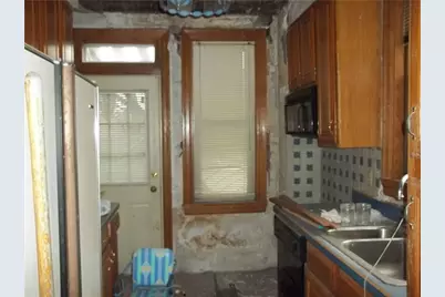 4137 Franklin Rd, Pittsburgh, PA 15214 - Photo 9