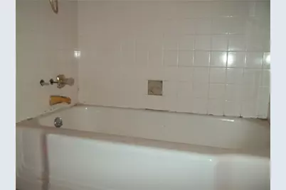 4137 Franklin Rd, Pittsburgh, PA 15214 - Photo 11