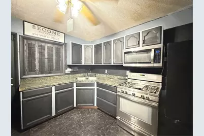 212 Kingston Drive, Wilkins Township, PA 15235 - Photo 7