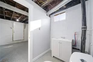 705 Burbridge St, McKeesport, PA 15133 - Photo 17