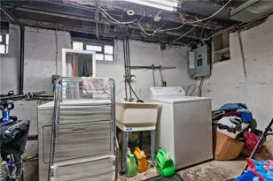 2110 Spring St, Pittsburgh, PA 15210 - Photo 13