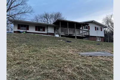 343 Vanderbilt Rd, Dunbar Township, PA 15425 - Photo 1