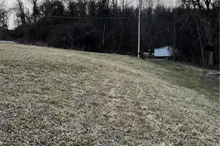 343 Vanderbilt Rd, Connellsville, PA 15425 - Photo 7