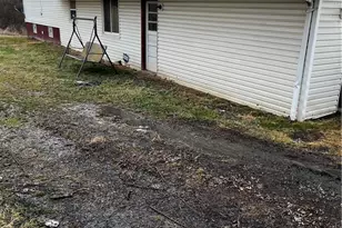 343 Vanderbilt Rd, Connellsville, PA 15425 - Photo 11